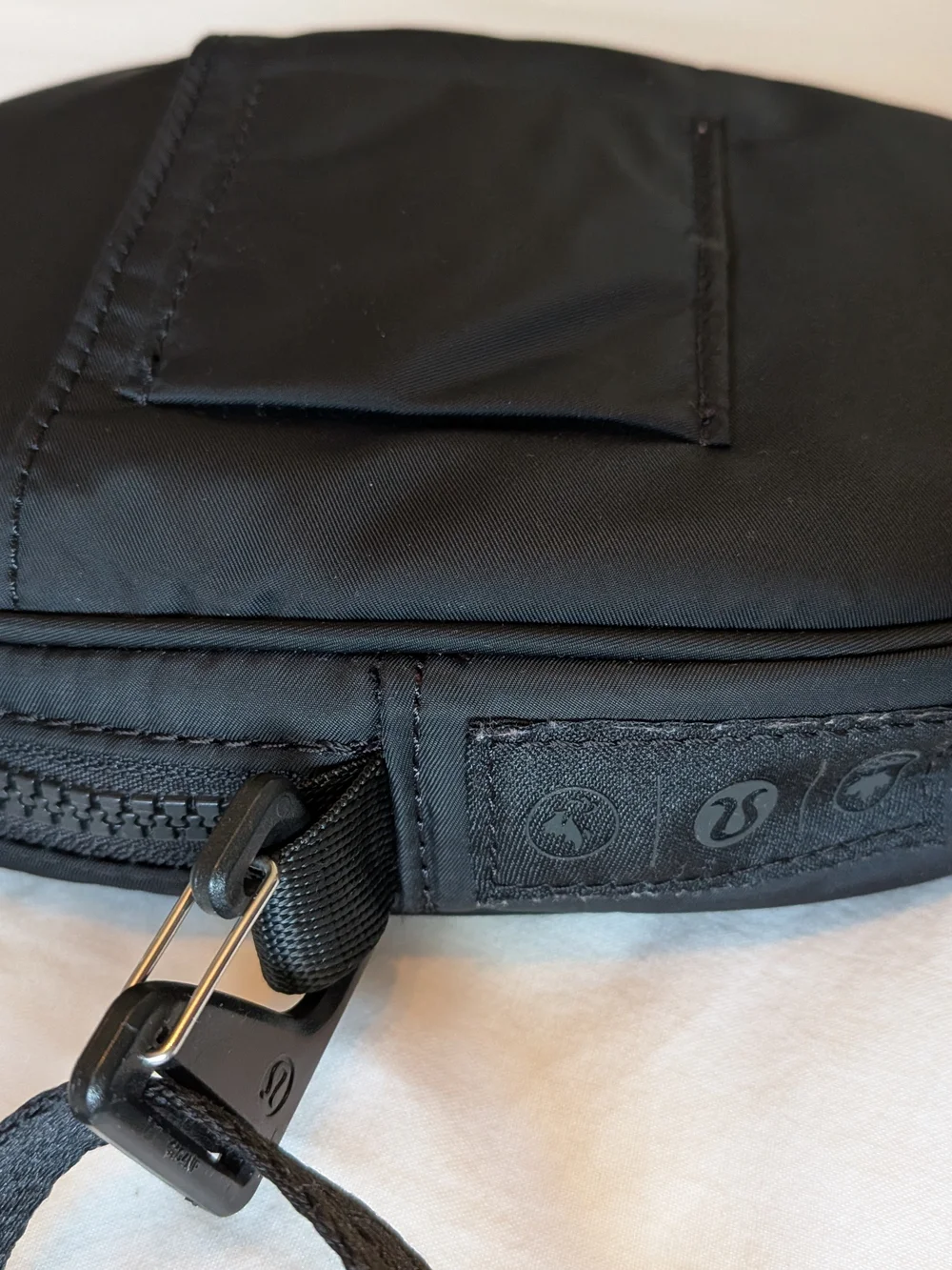 lululemon athletica Olympic Black Quilted Maple Leaf Mini Crossbody - Picture 2 of 7